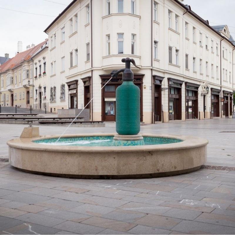 Jedlik fountain