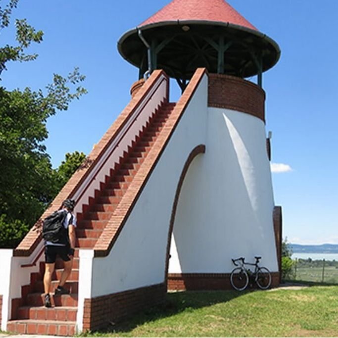 Lookout tower on Kőhegy